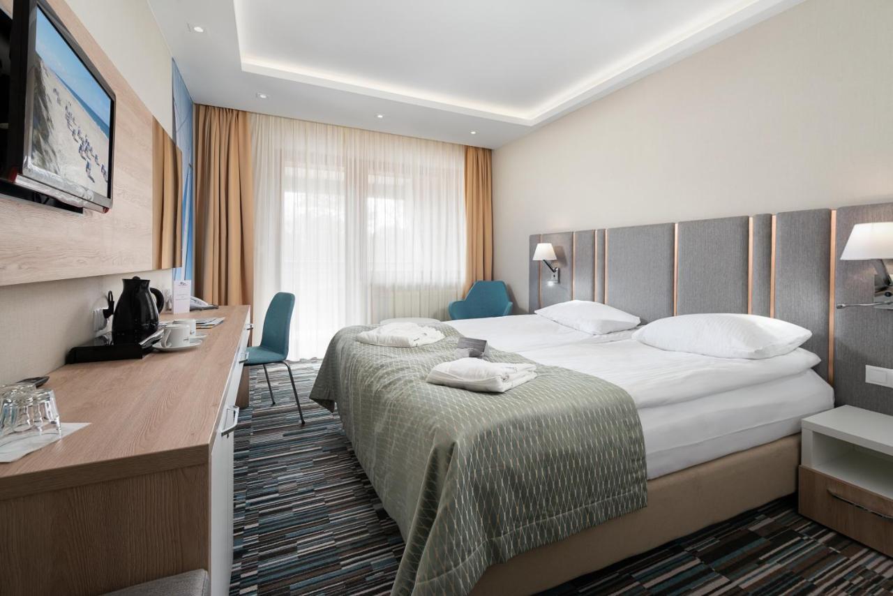 Hotel Dom Zdrojowy Resort & Spa - Destigo Hotels ยาสตาร์เนีย ภายนอก รูปภาพ