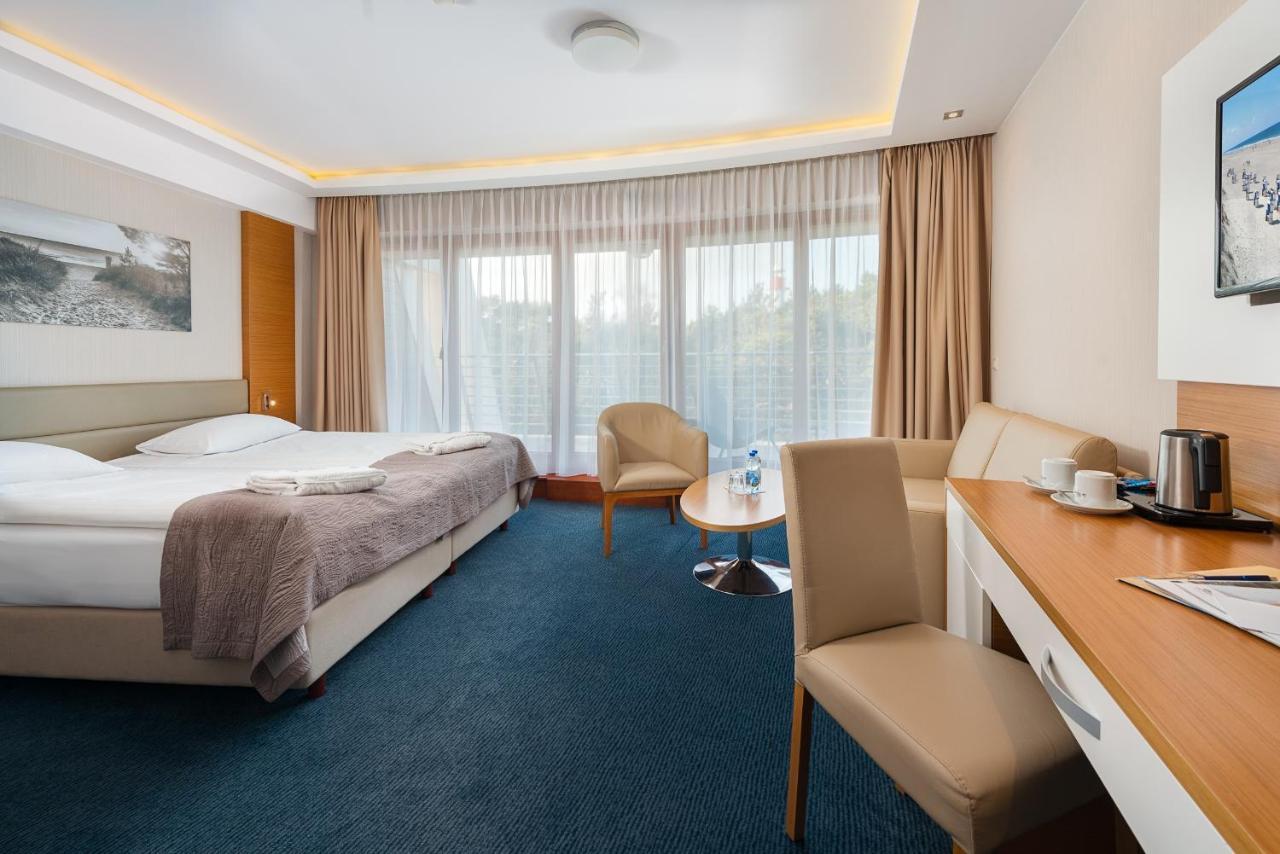 Hotel Dom Zdrojowy Resort & Spa - Destigo Hotels ยาสตาร์เนีย ภายนอก รูปภาพ