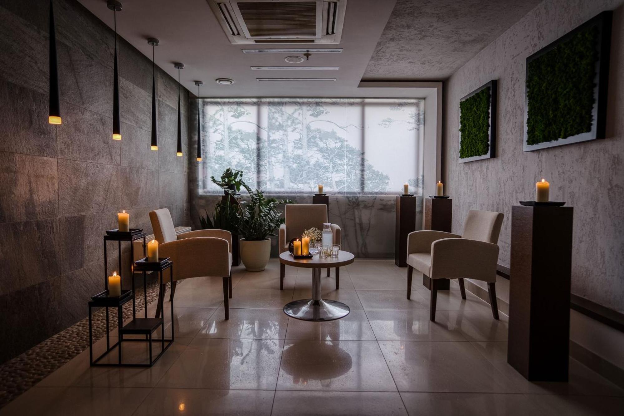 Hotel Dom Zdrojowy Resort & Spa - Destigo Hotels ยาสตาร์เนีย ภายนอก รูปภาพ